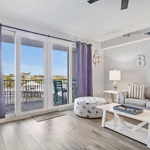 Holiday home Deep Blue At Laketown Wharf #214 By Nautical, Panama City Beach