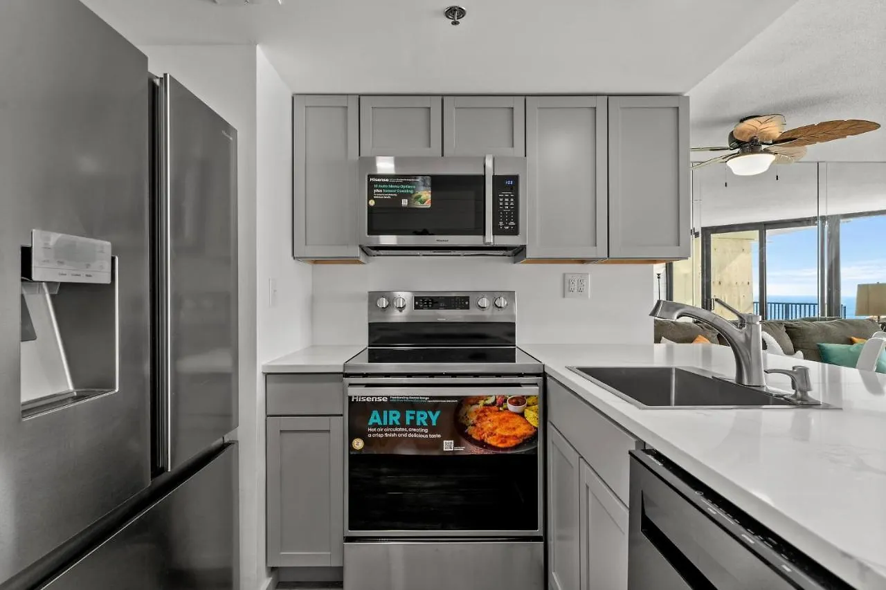 Ocean Front Views & Open Kitchen - Sunbird 603E Apartment Panama City Beach